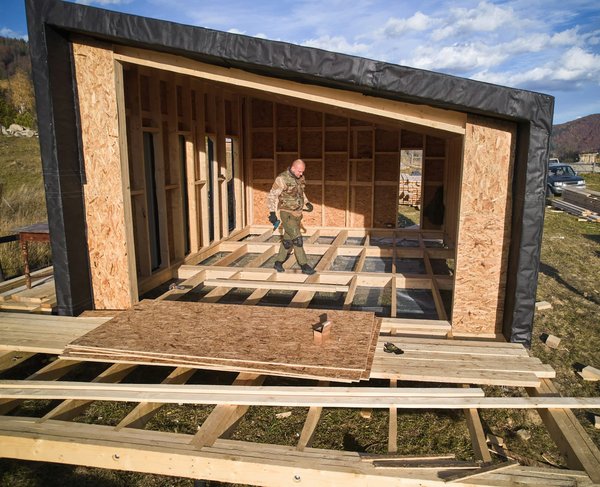 Quels sont les délais moyens de construction pour une maison?